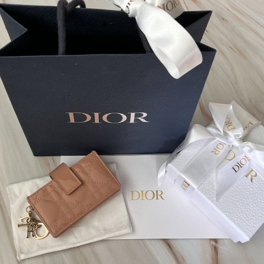 BRAND NEW! Dior Card Holder $520 - Picture 1 of 8